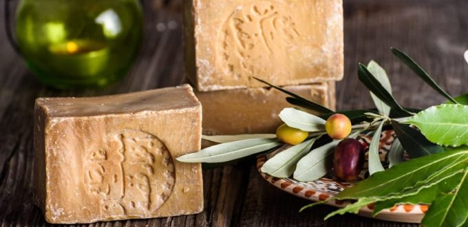 Aleppo soap, properties and benefits of an immortal recipe